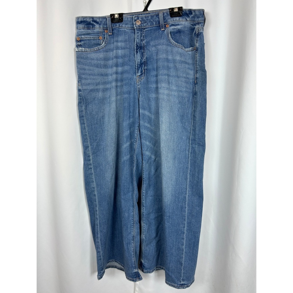 American Eagle Super High-Rise Baggy Wide Leg Jeans Medium Wash Size 12 Short - Picture 1 of 8
